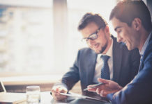 Apesar da baixa, mercado de criptomoedas continua atraindo investidores